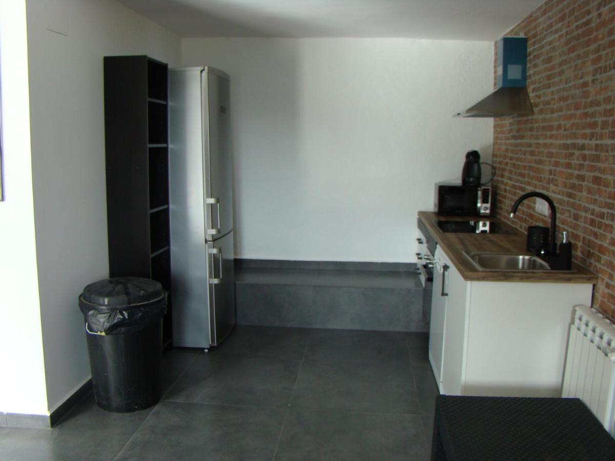 Con Piscina Y Bbq 10 Personas Holiday home San Martin de Valdeiglesias