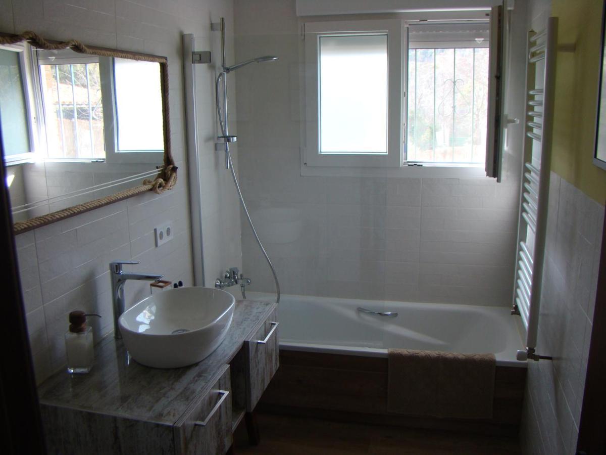 Con Piscina Y Bbq 10 Personas Holiday home San Martin de Valdeiglesias